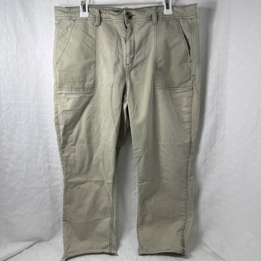 American Eagle Khaki Chino Pants / Size‎ 16 Short / Sku0220
